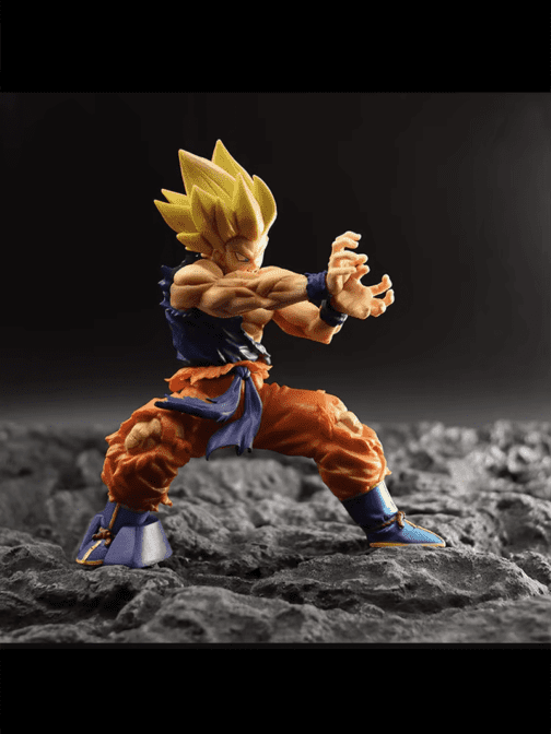 Dragon Ball Z Son Goku Battle Damage Shockwave PVC Action Figure